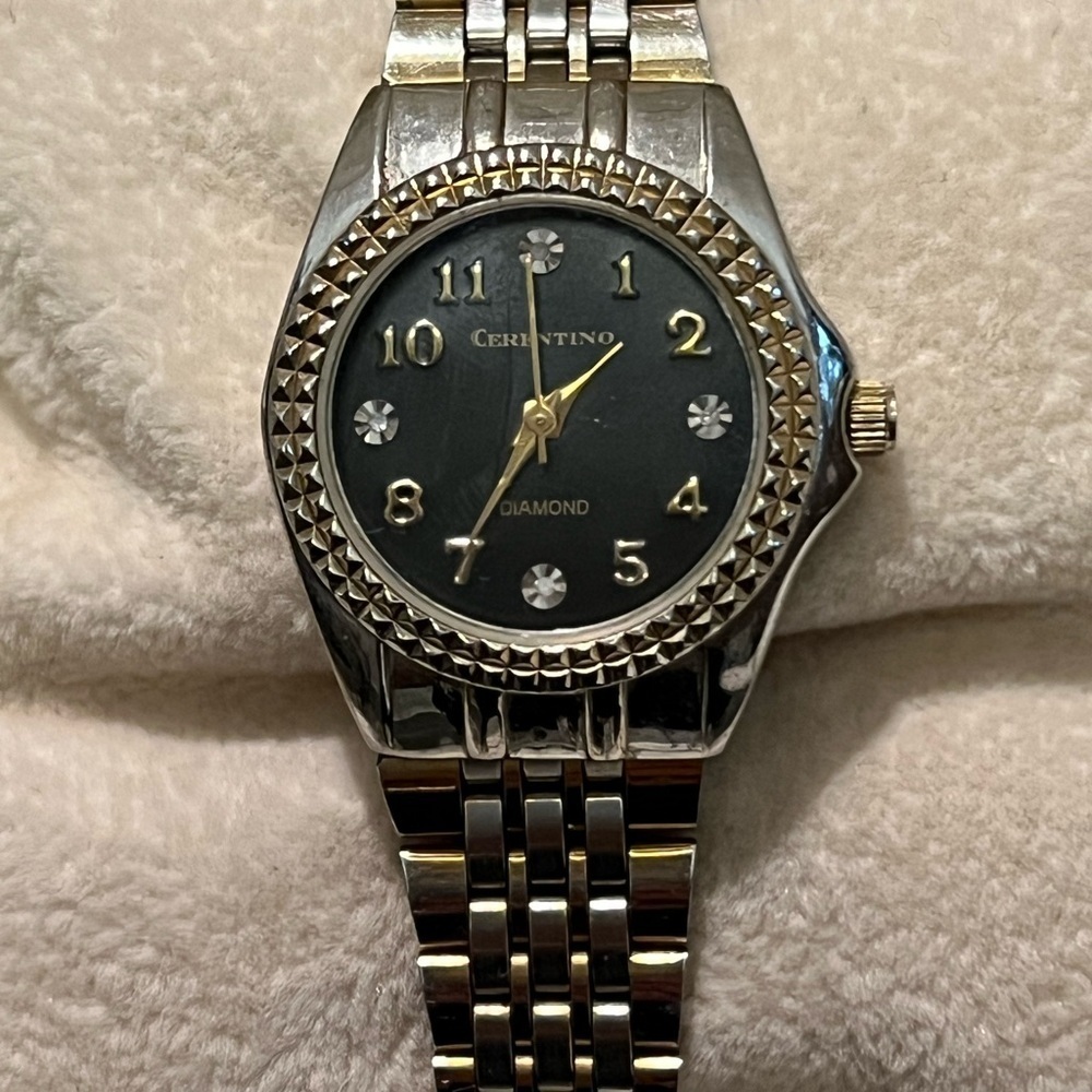 Cerrentino Womens Silver And Gold Watch Diamond Series